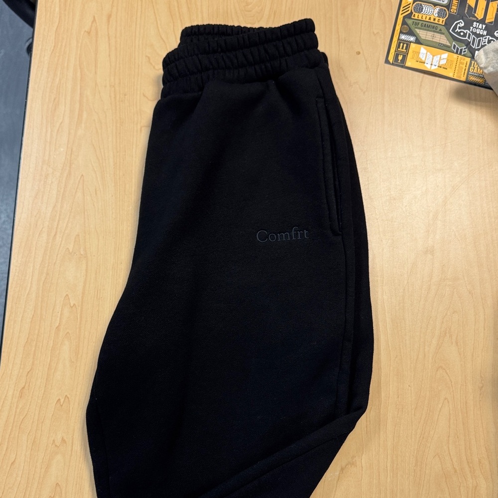 Comfort Black Track Joggers